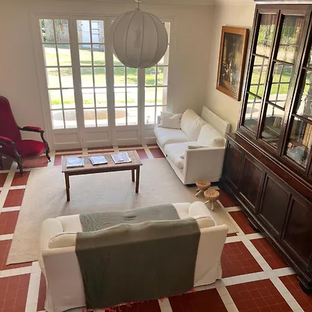 L'ecrin De Famille Maison & Bourg Gold Kwatera prywatna