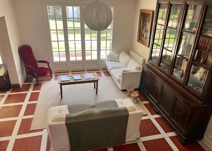 L'ecrin De Famille Maison & Bourg Gold 홈스테이